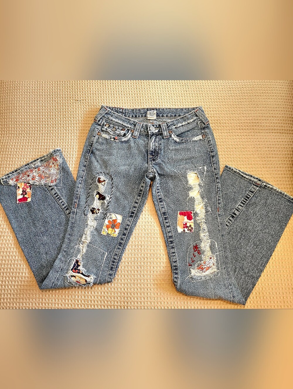 TRUE RELIGION Y2K WOODSTOCK PATCHWORK JEANS – SIZE 28 | RARE VINTAGE BOHO